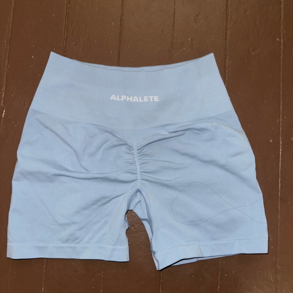 Alphalete Amplify shorts - light blue